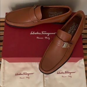 Salvatore Ferragamo Men’s Cuoio loafers